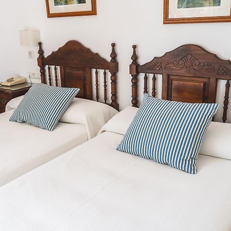 Hostal Marissal By Dorobe Nerja Ngoại thất bức ảnh