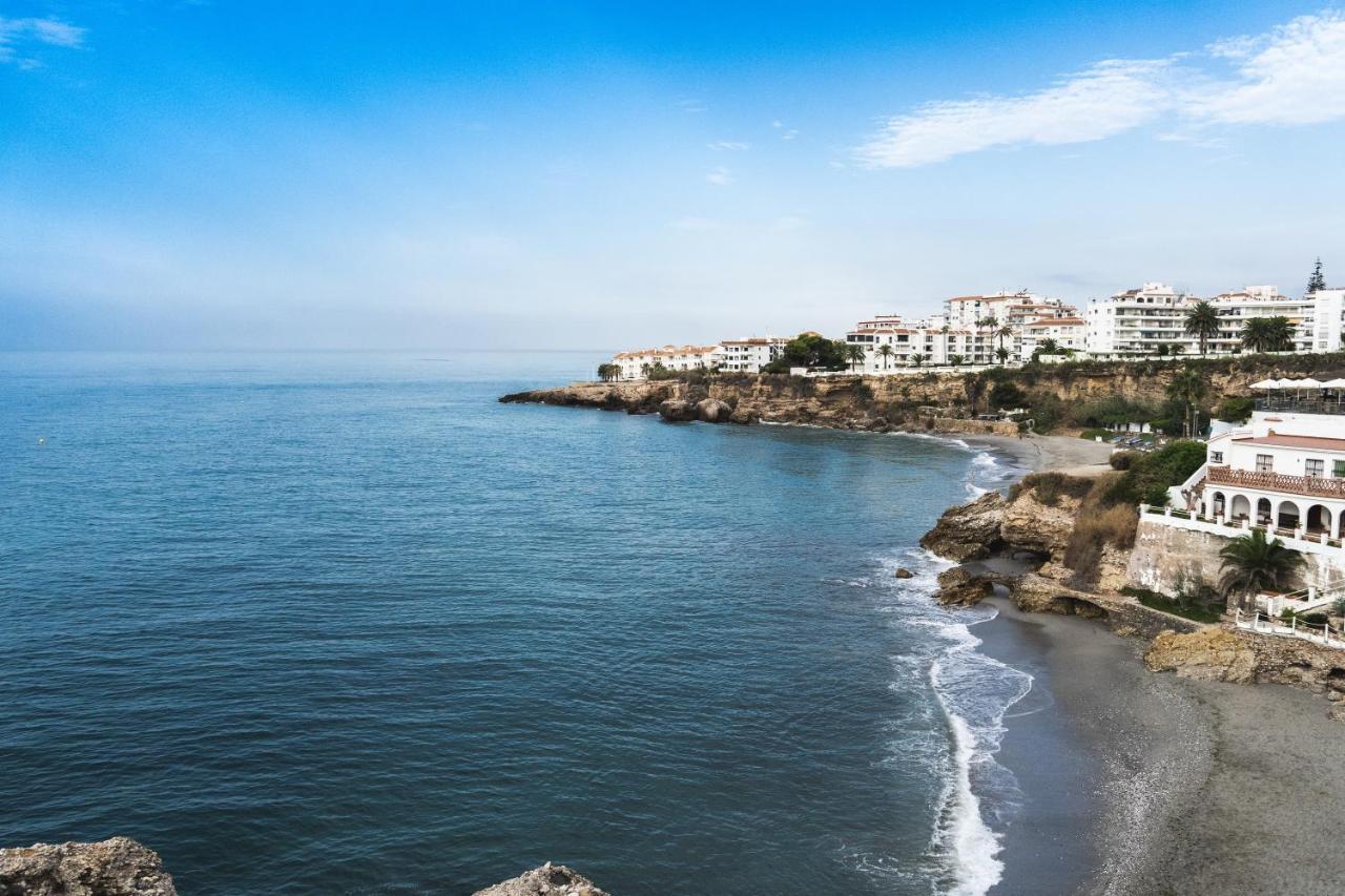 Hostal Marissal By Dorobe Nerja Ngoại thất bức ảnh