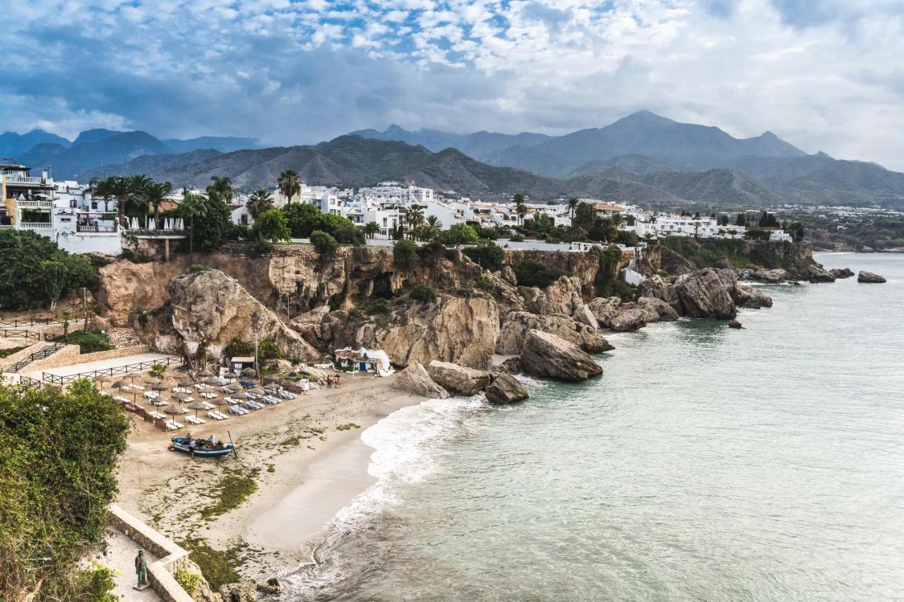 Hostal Marissal By Dorobe Nerja Ngoại thất bức ảnh