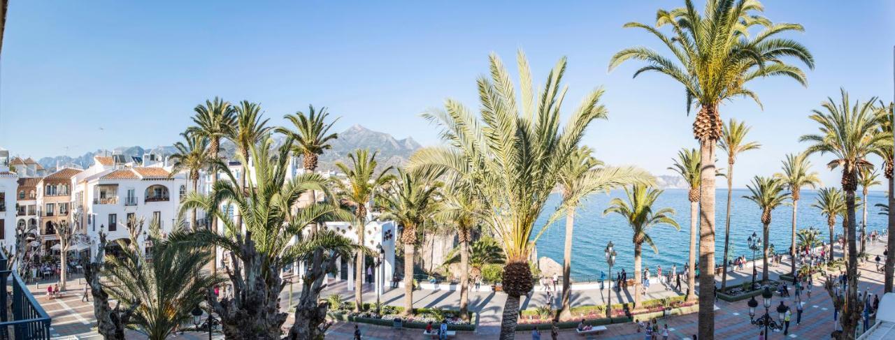 Hostal Marissal By Dorobe Nerja Ngoại thất bức ảnh