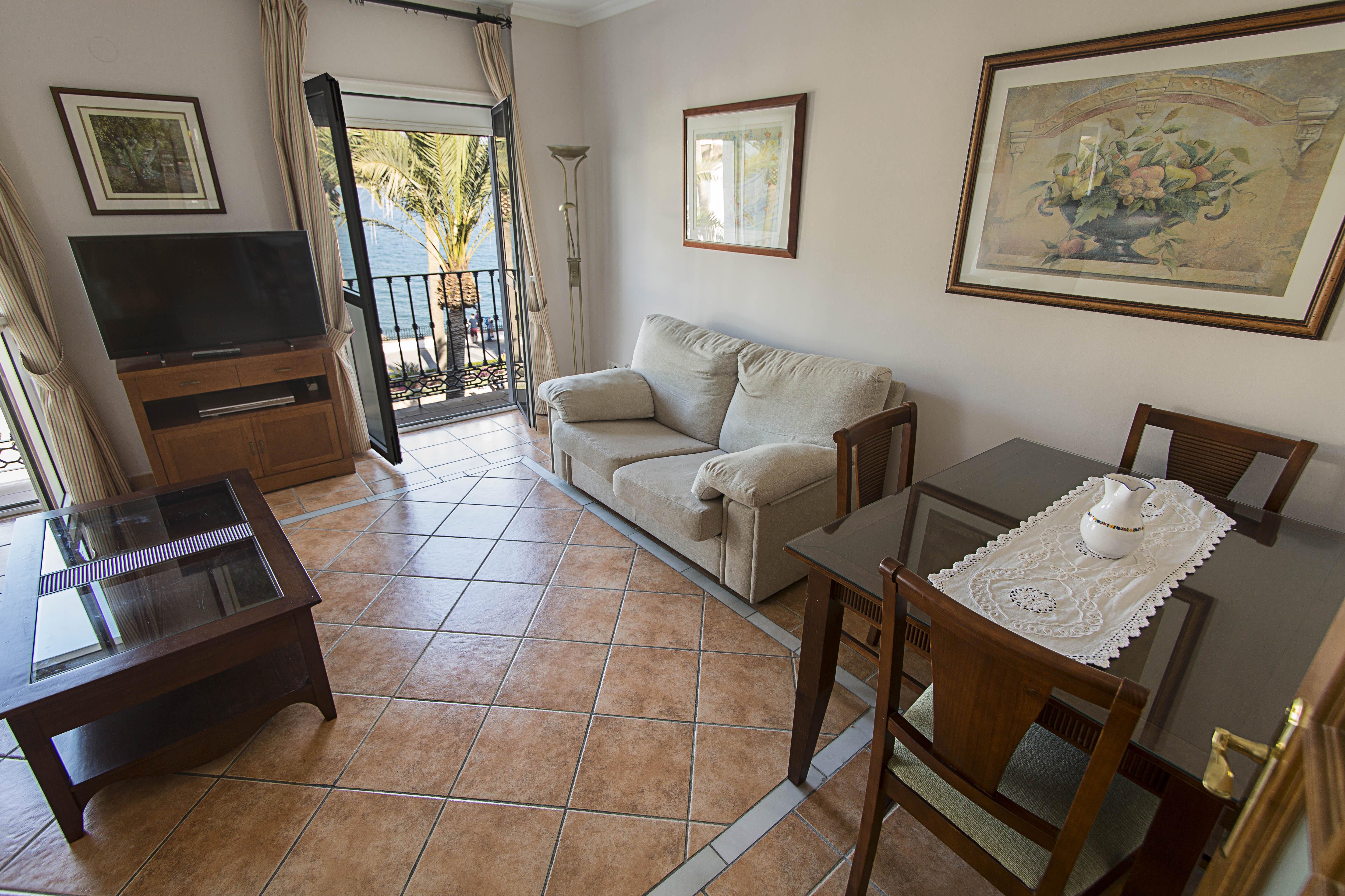 Hostal Marissal By Dorobe Nerja Ngoại thất bức ảnh
