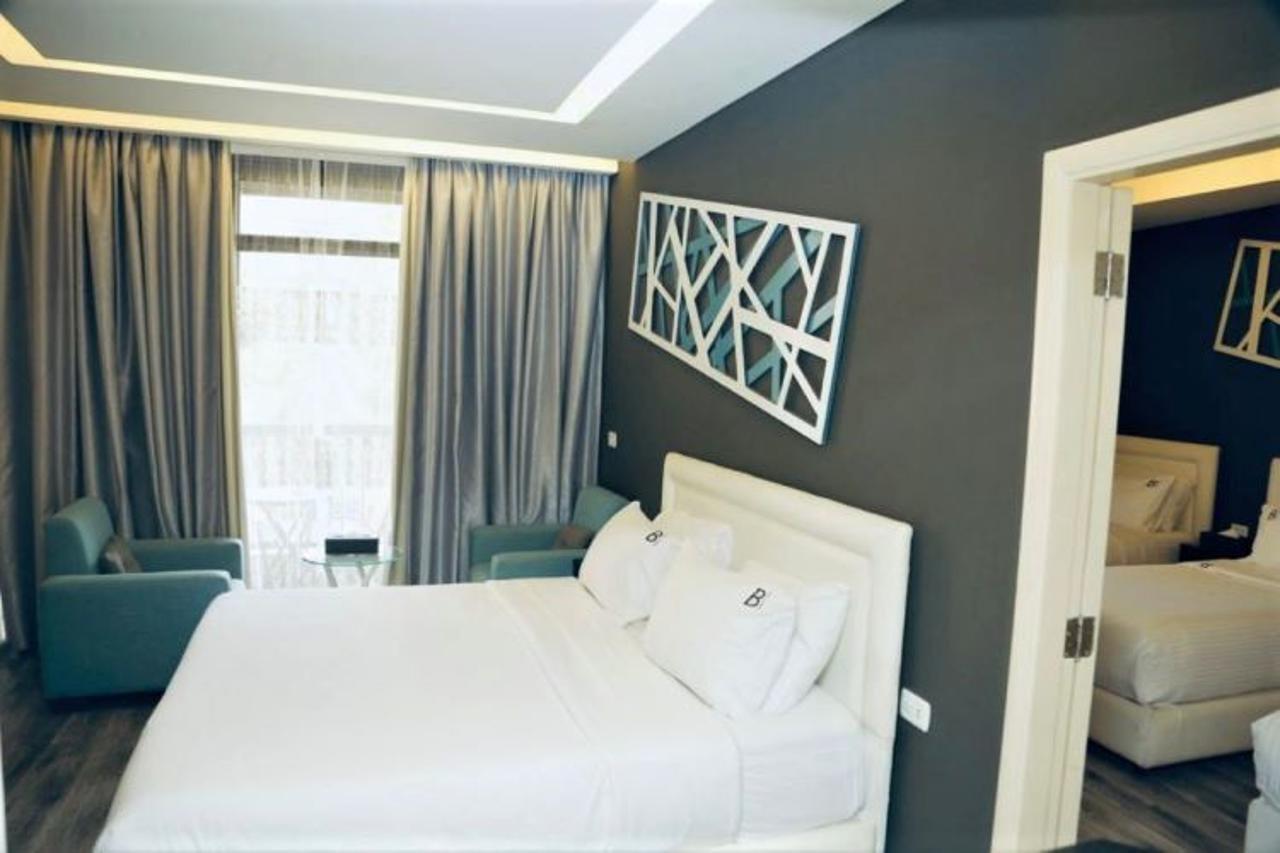 Hostal Marissal By Dorobe Nerja Ngoại thất bức ảnh