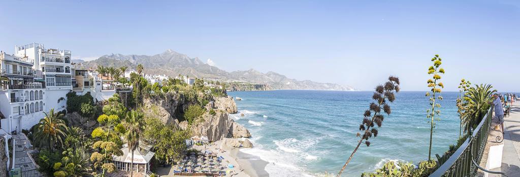 Hostal Marissal By Dorobe Nerja Ngoại thất bức ảnh