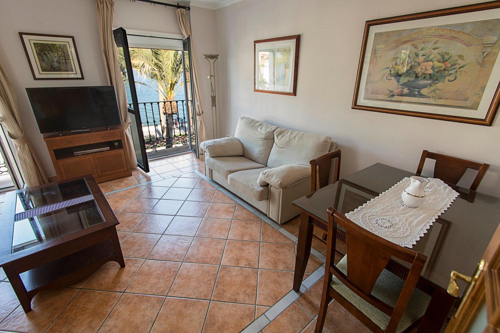 Hostal Marissal By Dorobe Nerja Phòng bức ảnh