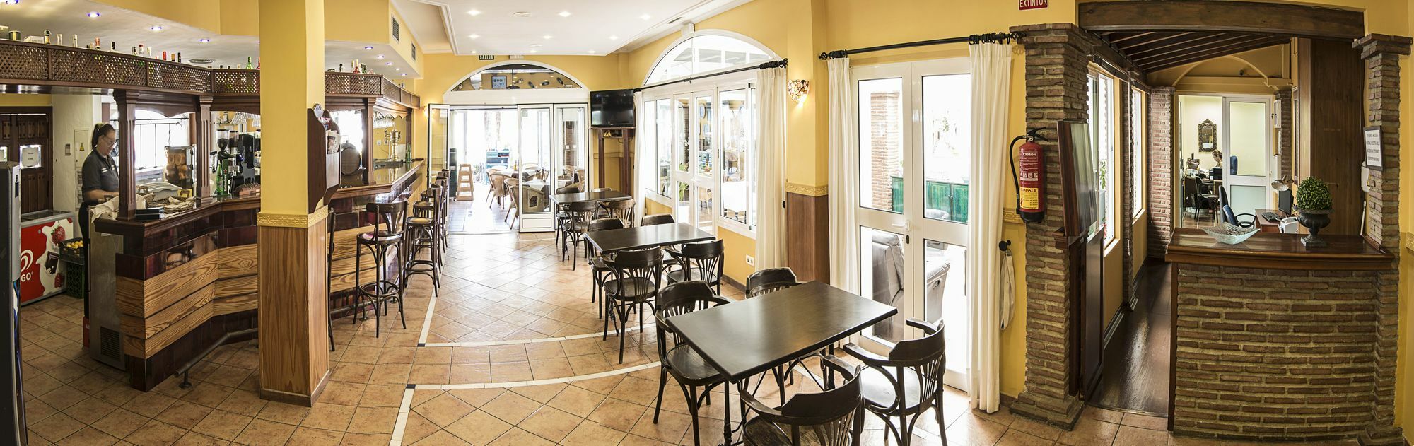 Hostal Marissal By Dorobe Nerja Ngoại thất bức ảnh